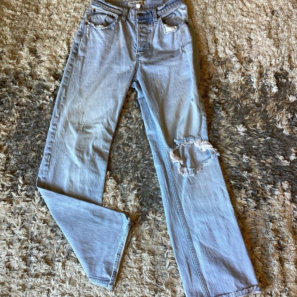 ABERCROMBIE & FITCH Low Rise 90's Baggy Straight Distressed Jeans Women’s 00/24